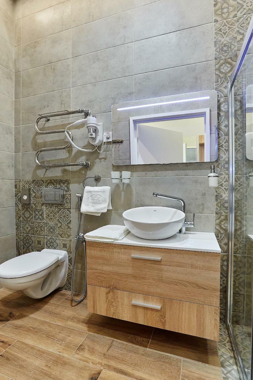 Aqua-Minsk Hotel Plus ภายนอก รูปภาพ