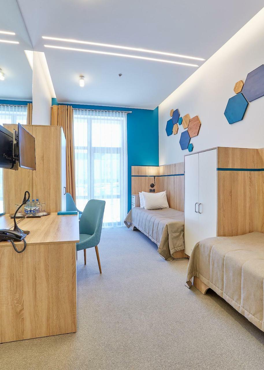 Aqua-Minsk Hotel Plus ภายนอก รูปภาพ