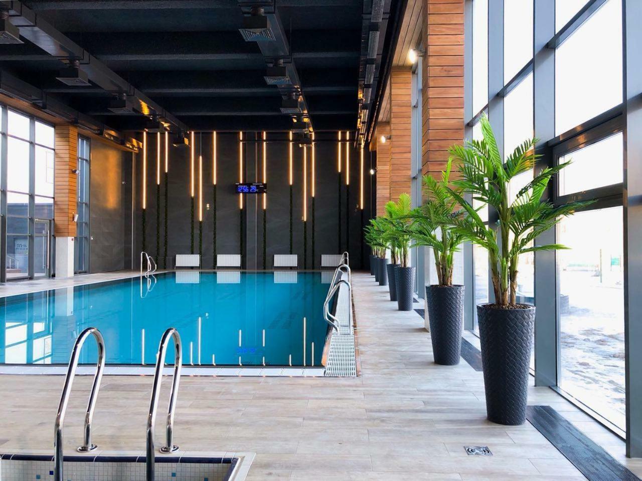 Aqua-Minsk Hotel Plus ภายนอก รูปภาพ
